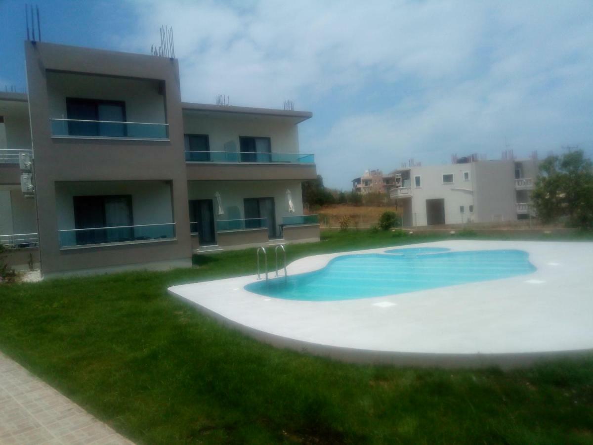 Efrilias Studios & Apartments Kíssamos Eksteriør bilde
