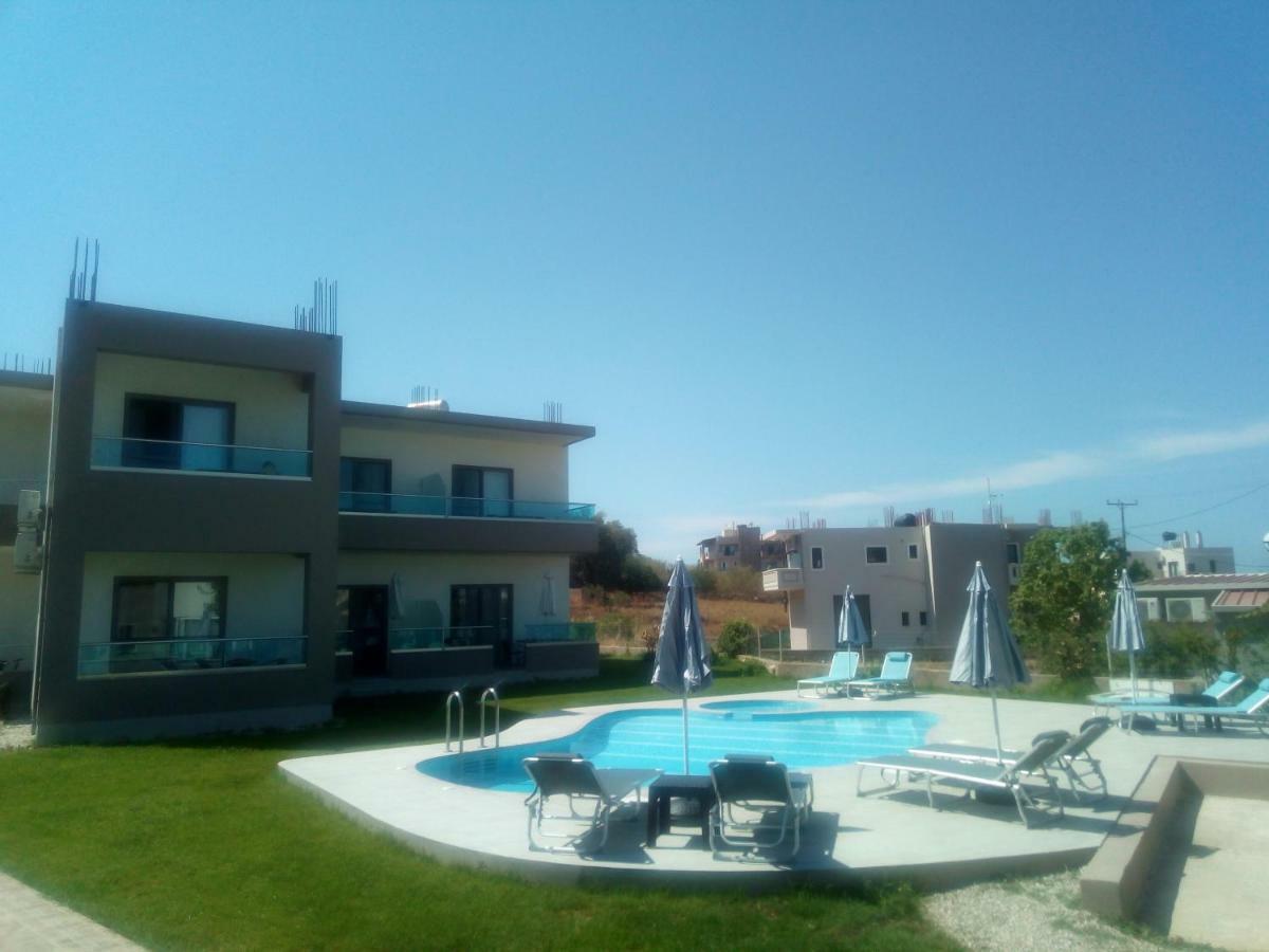 Efrilias Studios & Apartments Kíssamos Eksteriør bilde